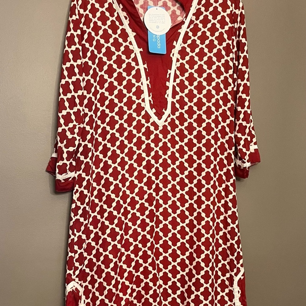 Escapada Living Red and White Printed V-Neck Tunic S